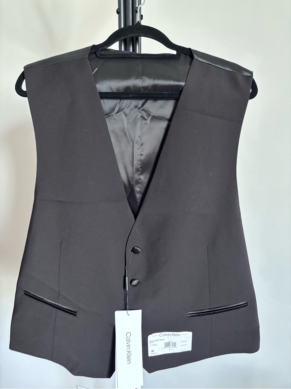 Calvin Klein Black Men's V-Neck Vest with Satin Trim
